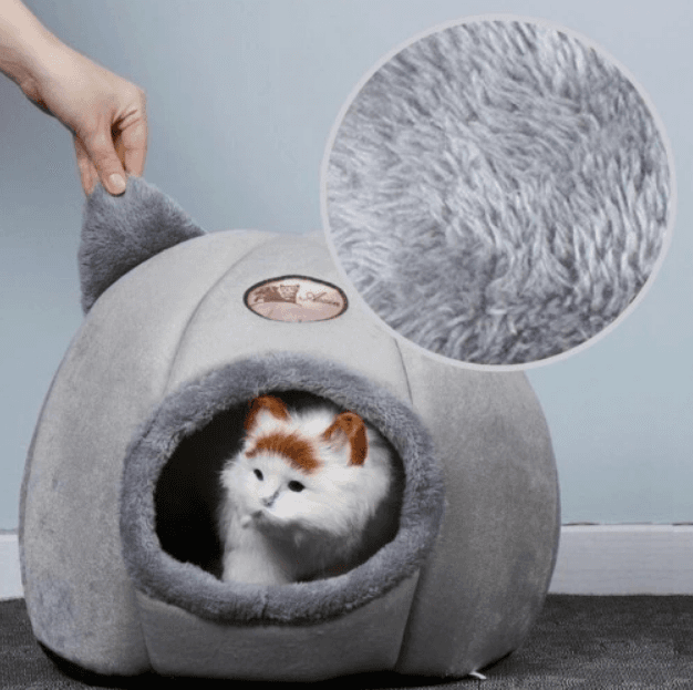 Pluszowa budka dla kota na zimę