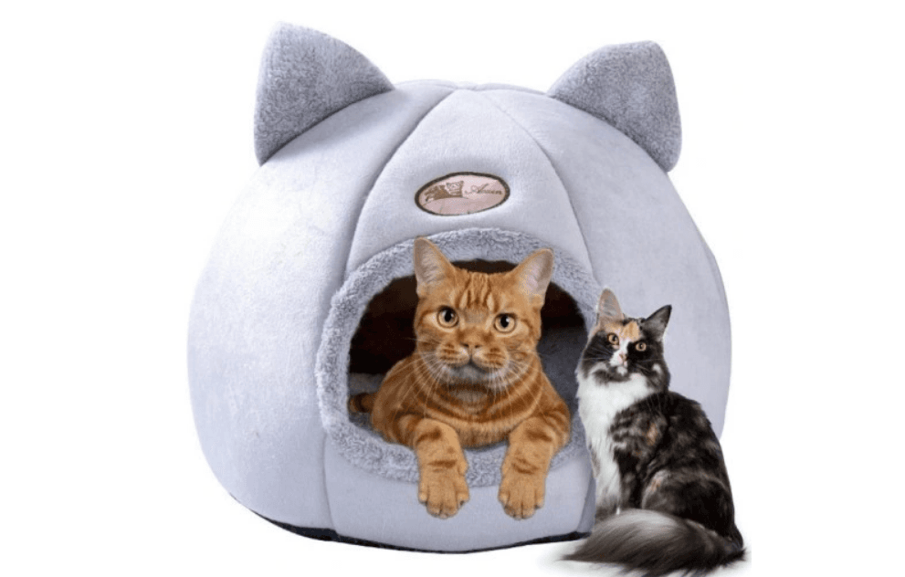 Pluszowa budka dla kota na zimę